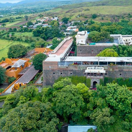 Fort Jadhavgadh -A Gadh Heritage Hotel Sasvad Buitenkant foto